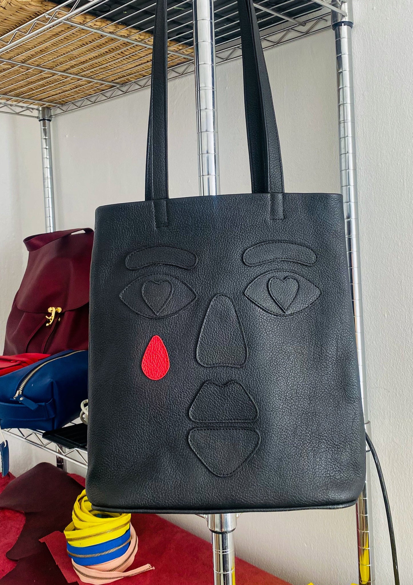 Tote Llorón negro